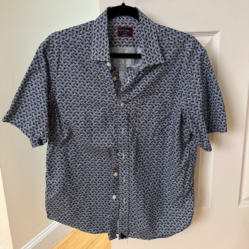 UNTUCKit Small Short Sleeve Button Up
